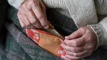 Pensionarii vor primi mai mulți bani la pensie în mai 2025. Vor încasa retroactiv banii, după 8 luni de întârziere