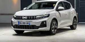 Dacia Sandero, motorul creșterii vânzărilor grupului Renault pentru 2025. Cu cât au crescut vânzările mărcilor din grup