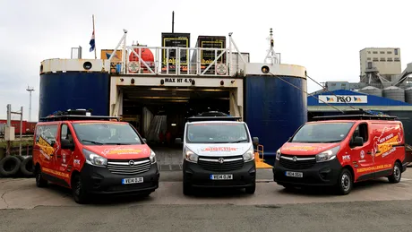 Noul Opel Vivaro porneşte către capătul lumii în Siberia Challenge