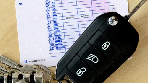 Șoferii trebuie să prezinte, de acum, un nou document pentru reducerea perioadei de suspendare a permisului
