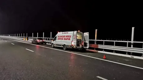 La scurt timp de la deschiderea tronsonului din Autostrada Moldovei un șofer a fost nevoit să tragă pe dreapta și să pună avariile - FOTO
