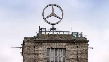 Samsung va deveni furnizor de baterii pentru Mercedes. Sud-coreenii mai colaborează cu BMW și Stellantis