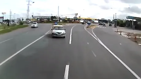 VIDEO Imagini şocante. Un taximetrist a intrat intenţionat într-un autotren plin cu gaz metan

