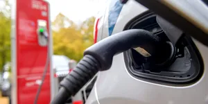 Bateria sodiu-ion de la BAIC care se încarcă în 11 minute. Tehnologia poate schimba total piața mașinilor electrice