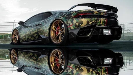 Un Lamborghini Huracan cum nu s-a mai văzut: jumătate camuflaj, jumătate negru - FOTO