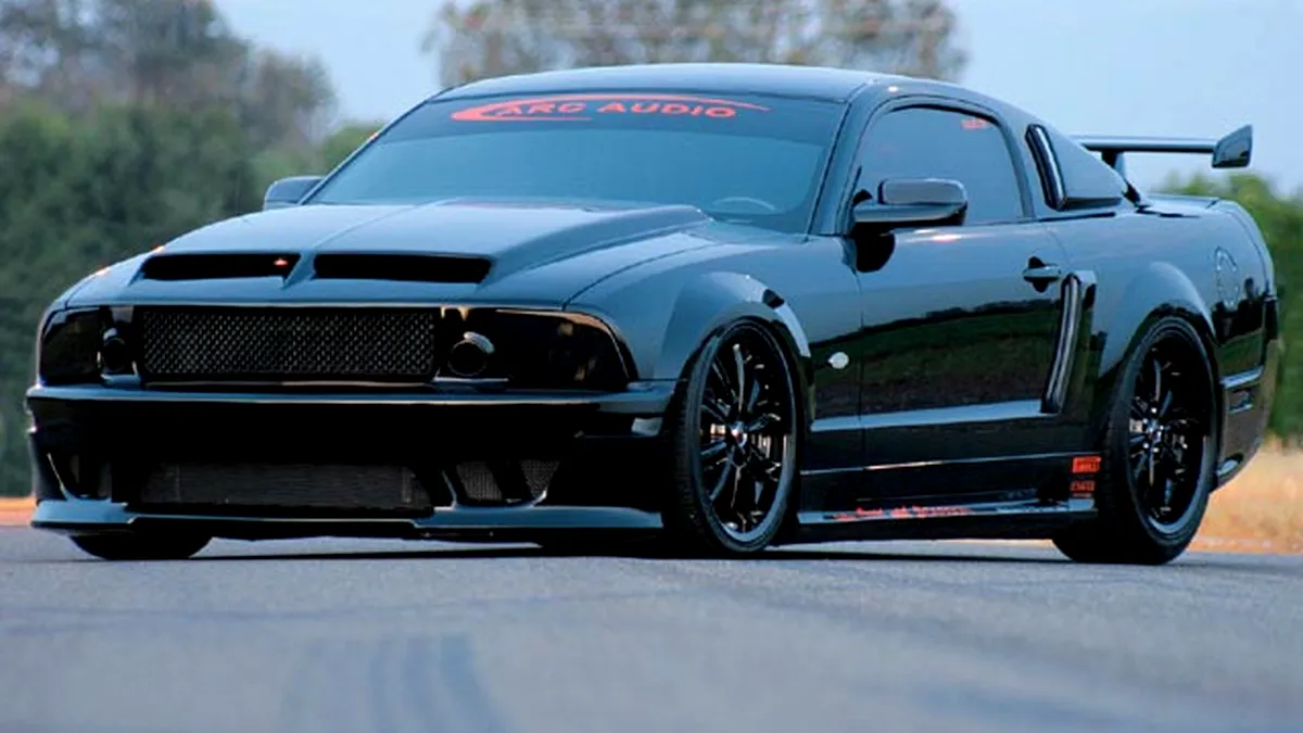 Ford Mustang Arc Audio - tuning brutal