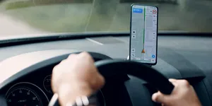 Cele patru tipuri de notificări ale echipajelor de Poliție din Waze, explicate. Aplicația devine un „asistent colectiv” de condus