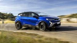 Renault Captur și Symbioz primesc o nouă versiune hibrid. Este aceeași motorizare ca pe Dacia Bigster