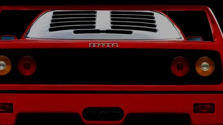 Acest Ferrari F40 a stat peste 30 de ani abandonat într-un garaj. Acum și-a găsit un proprietar celebru
