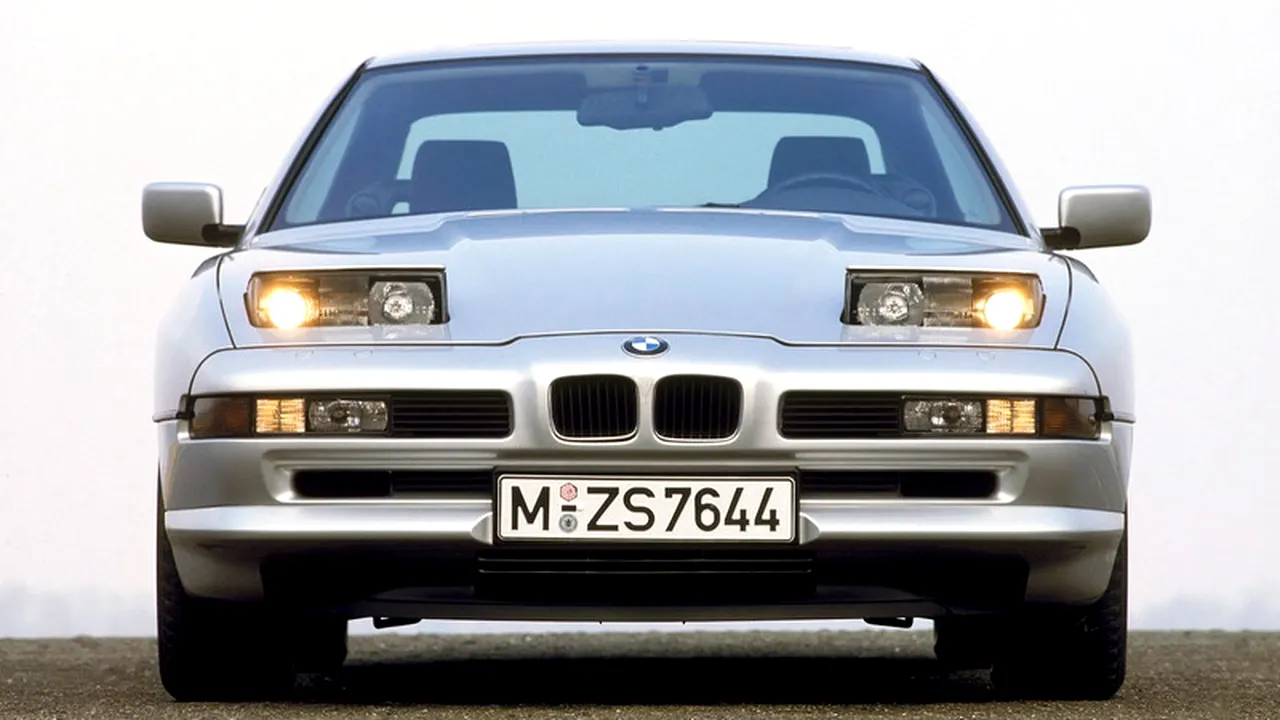 1-bmw-seria8-25-ani-front 