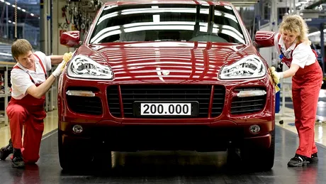 Record de vânzări Porsche