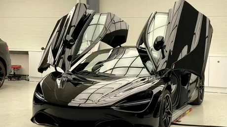 Cât costă un McLaren 720S pe Autovit.ro? Putere enormă şi un design absolut superb