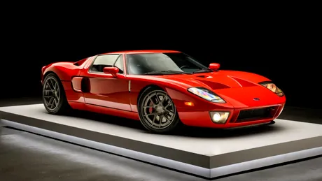 Prețul fabulos cu care se vinde un Ford GT, deținut de Paul Walker. Doar 14 exemplare au fost produse