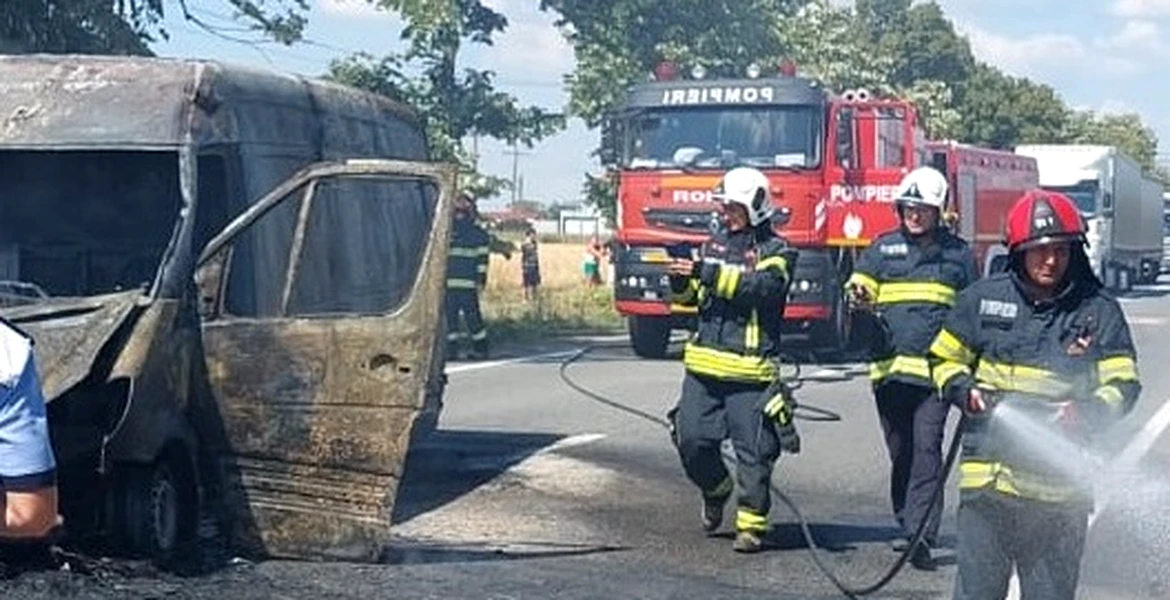 Trei autovehicule au fost ars ca o torță pe o șosea din Bihor – VIDEO