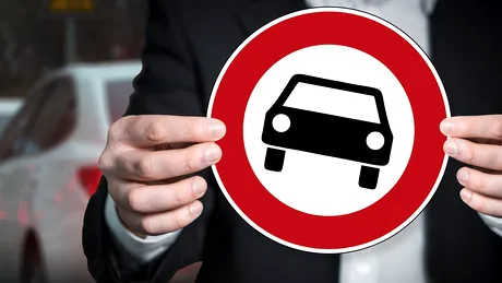 Este oficial: Marea Britanie interzice vânzarea mașinilor pe benzină și motorină