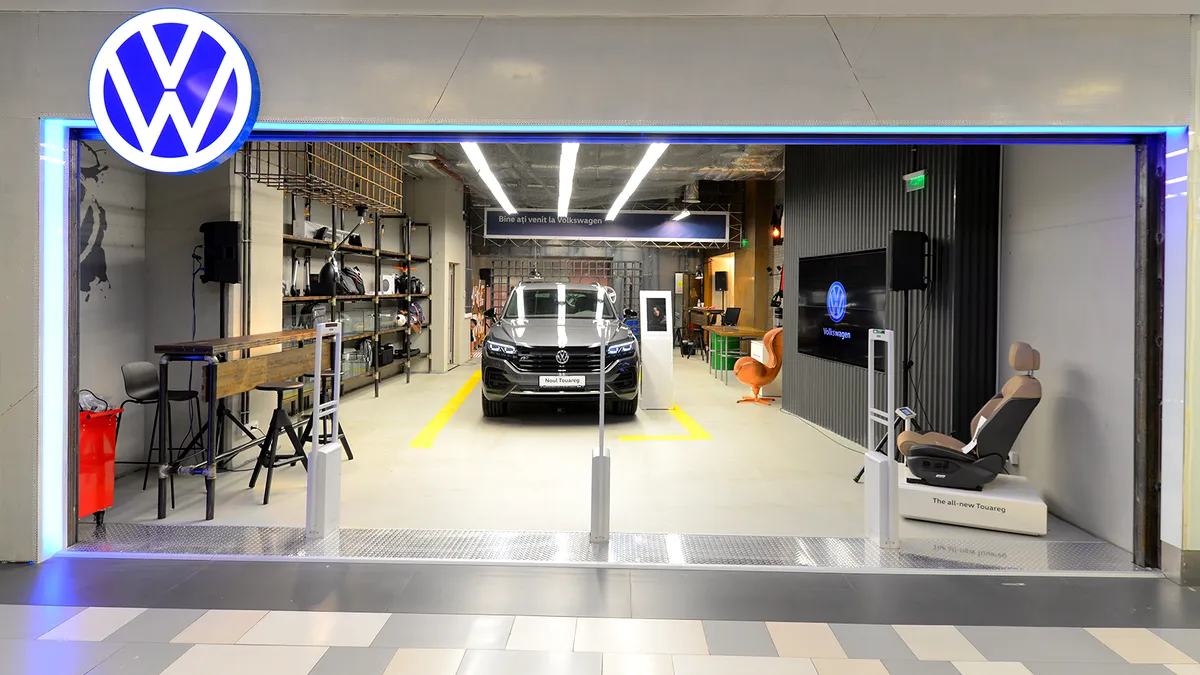 Volkswagen inaugurează primul concept store auto din România. Touareg va fi primul model expus 