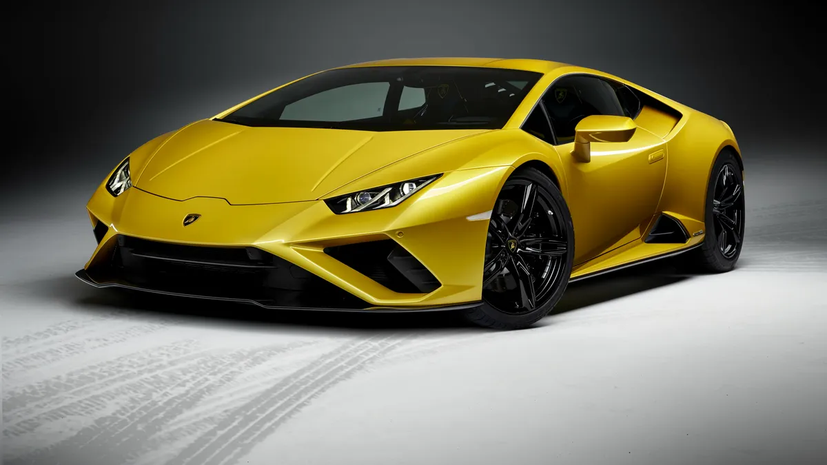 Lamborghini pregătește lansarea noului Huracan cu motor V10