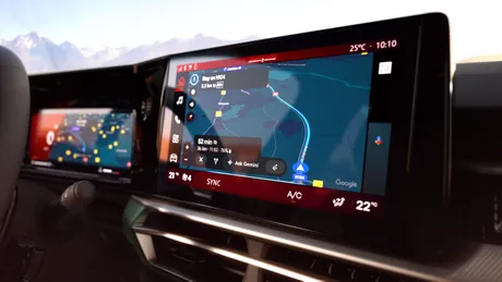 Android Auto vine cu un nou update, disponibil acum. Cum instalezi actualizarea, și ce noutăți aduce?