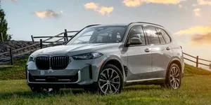 Specificațiile noului BMW X5 au fost divulgate online. SUV-ul va intra în producție în august 2026