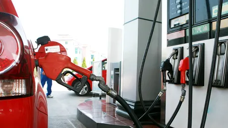 Benzinăriile se pot închide din cauza cererii reduse, avertizează specialiștii