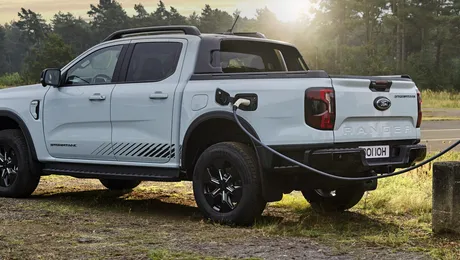 Noul Ford Ranger îți permite să alimentezi diferite unelte direct de la bateria sistemului hibrid