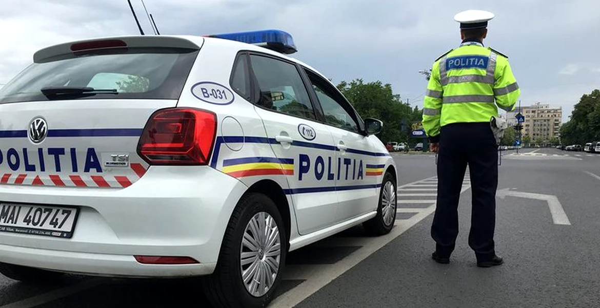 Razie în trafic: Poliţiştii verifică autocarele, microbuzele şi camioanele de marfă. Ce au descoperit?