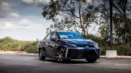 Toyota se pregăteşte să lanseze a doua generaţie Mirai. Modelul este alimentat cu hidrogen