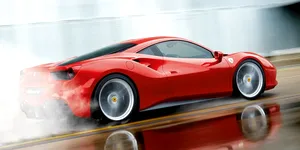 Video – Copiii au transformat un Ferrari de 428.000 de euro într-un tobogan. Proprietarul și-a dat în judecată vecinii