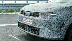 Video / Dacia Striker, surprinsă în trafic pe autostrada din Argeș. Imagini exclusive cu noul crossover