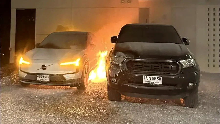Volvo EX30 incendiat în Thailanda