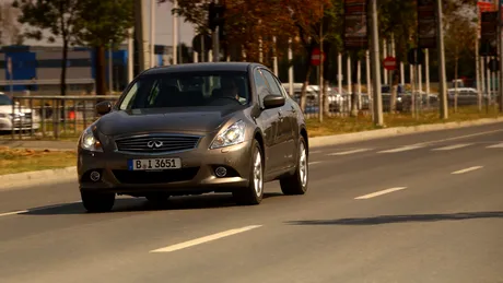 Am testat în premieră noul Infiniti G37X