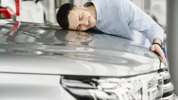 Mașină nouă la prețul de 1.000 de dolari? Un miliardar crede că automobilele vor ajunge să coste foarte puțin, în timpul vieții noastre