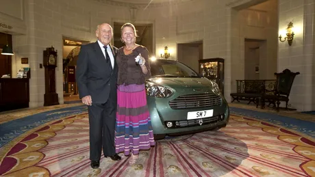 Sir Stirling Moss a cumpărat un Aston Cygnet