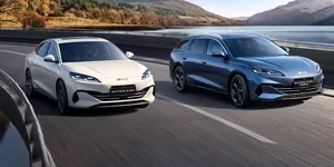 Două modele noi BYD la SAB 2025: alternativa chineză la Skoda Superb iV și Passat eHybrid