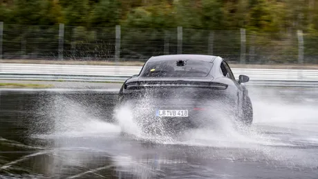 Cel mai lung drift din lume reușit de o mașină electrică