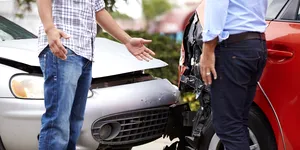 Tot mai multe mașini circulă fără asigurare auto obligatorie. ASF: Trei din zece vehicule înmatriculate nu au RCA valabil