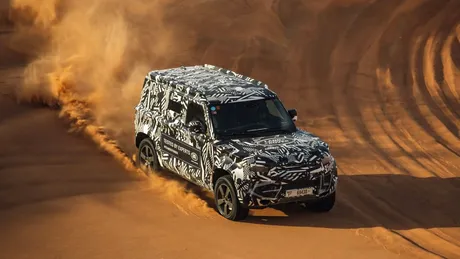 Noul Land Rover Defender pleacă în prima expediţie în izolata Vale a Castelelor, la graniţa dintre Kazakhstan şi China - VIDEO