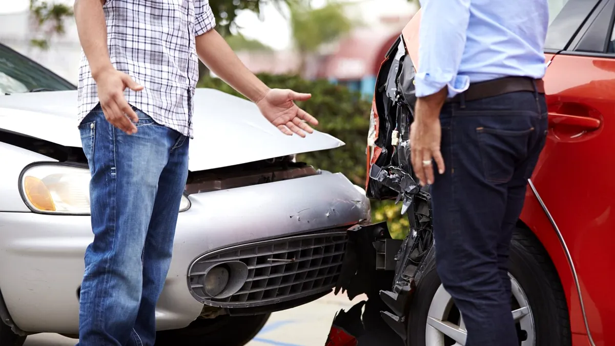 Tot mai multe mașini circulă fără asigurare auto obligatorie. ASF: Trei din zece vehicule înmatriculate nu au RCA valabil
