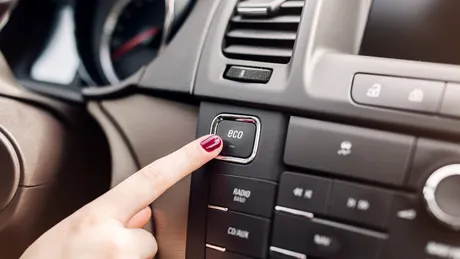 Directorul Ferrari: Butoanele tactile costă jumătate din prețul comenzilor fizice