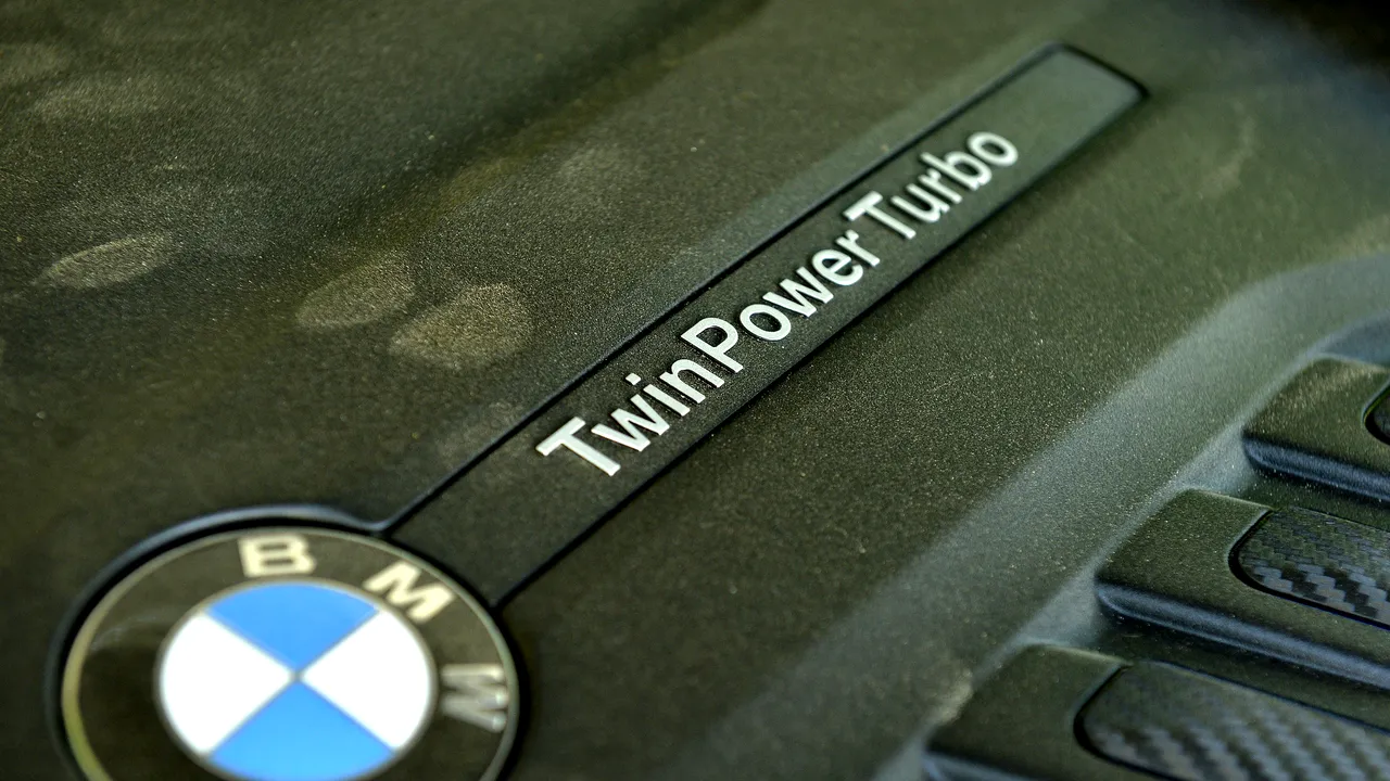 1-bmw-19 