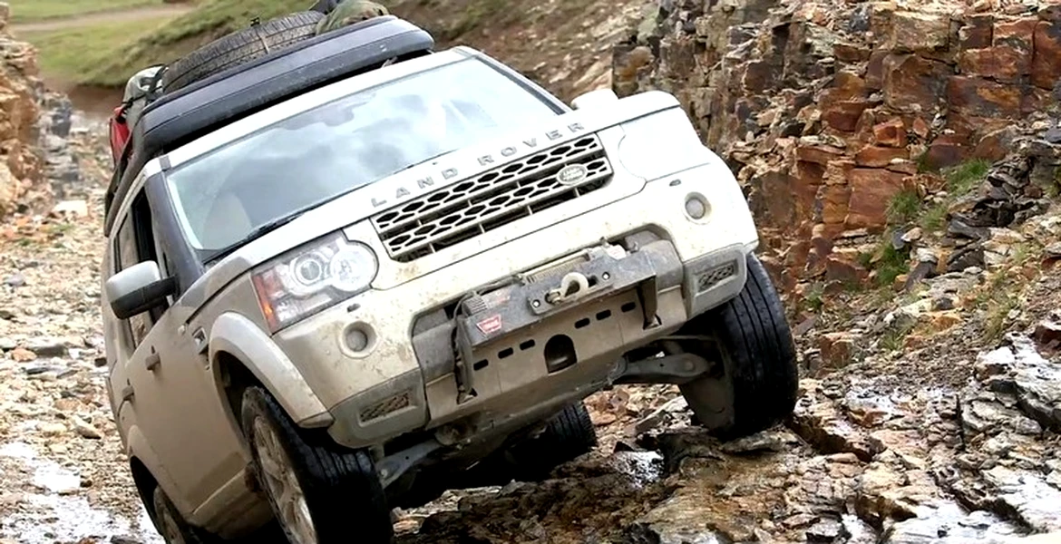 Land Rover traversează Statele Unite ale Americii pe drumuri neasfaltate. VIDEO