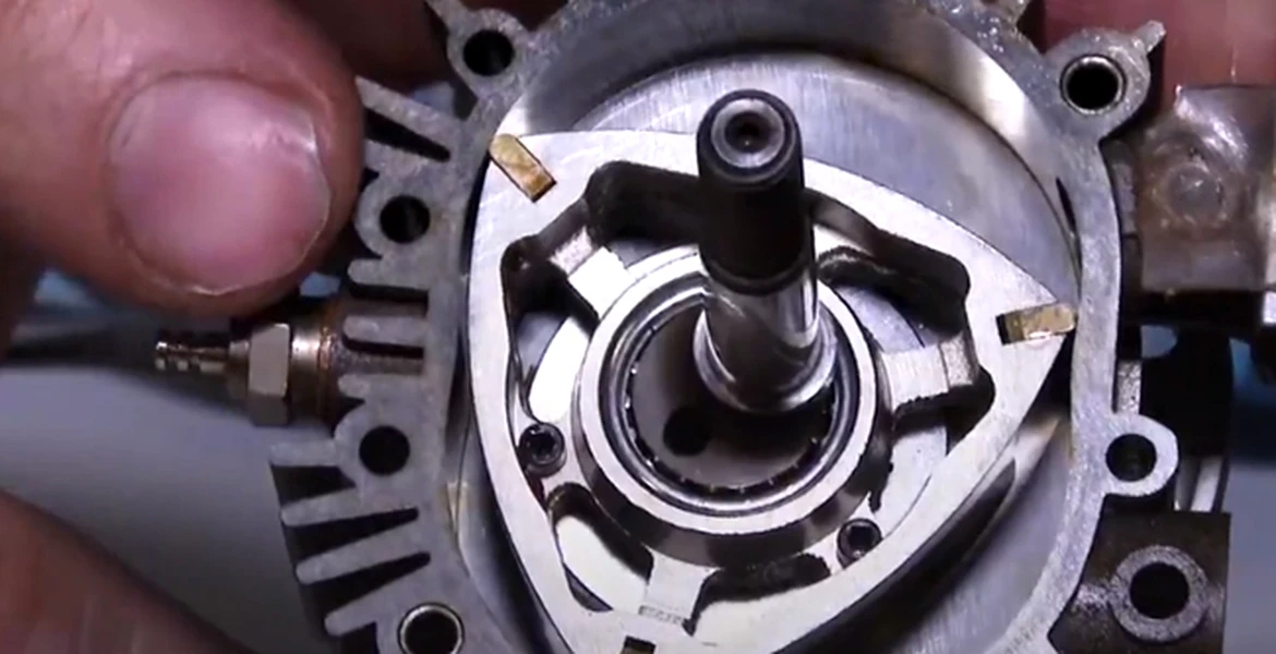 Vedere din interiorul motorului rotativ. Cum funcţionează motorul ignorat de toţi – VIDEO