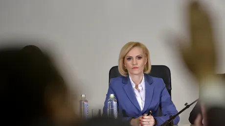 Câte străzi neasfaltate există în Bucureşti şi ce planuri are Primăria pentru ele. Gabriela Firea: Ştiu, e greu de crezut că sunt străzi neasfaltate