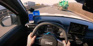 Ce viteză maximă atinge Dacia Duster 4×4? Poate motorul de 1.2 litri să facă față Autobahn-ului german? – VIDEO