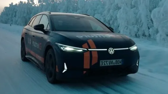 Călătorie electrică de 3.000 km până la Capul Nord, test în condiții extreme de iarnă