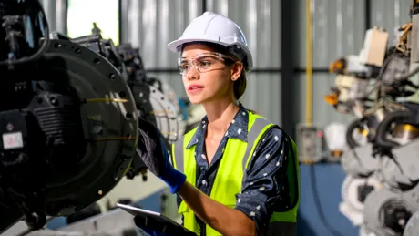 EXCLUSIV Inginerii auto au acum soarta programatorilor în România: sunt concediați. Salvarea pentru ei vine din industria de apărare