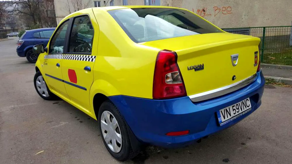 FOTO. Cum încearcă un şofer să-şi vândă Loganul galben care ”nu a fost taxi” 