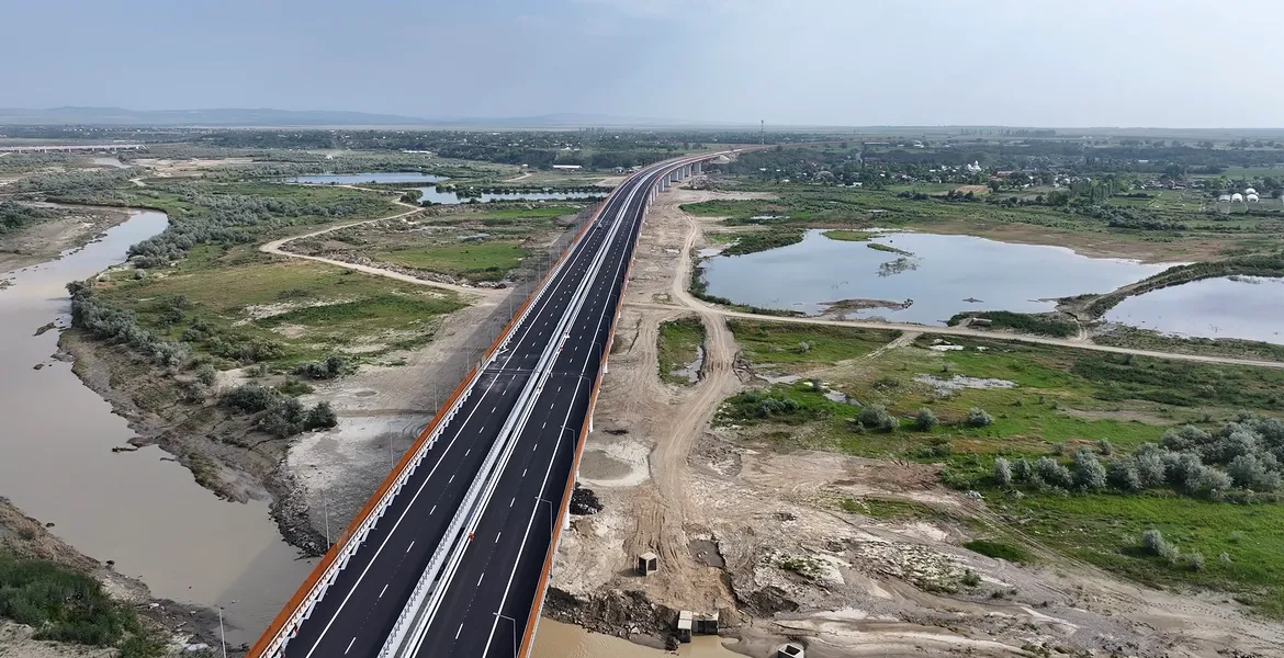 Autostrada Moldovei: Se deschide circulația pe podul peste râul Buzău. Cum arată lucrarea de artă și cât a costat