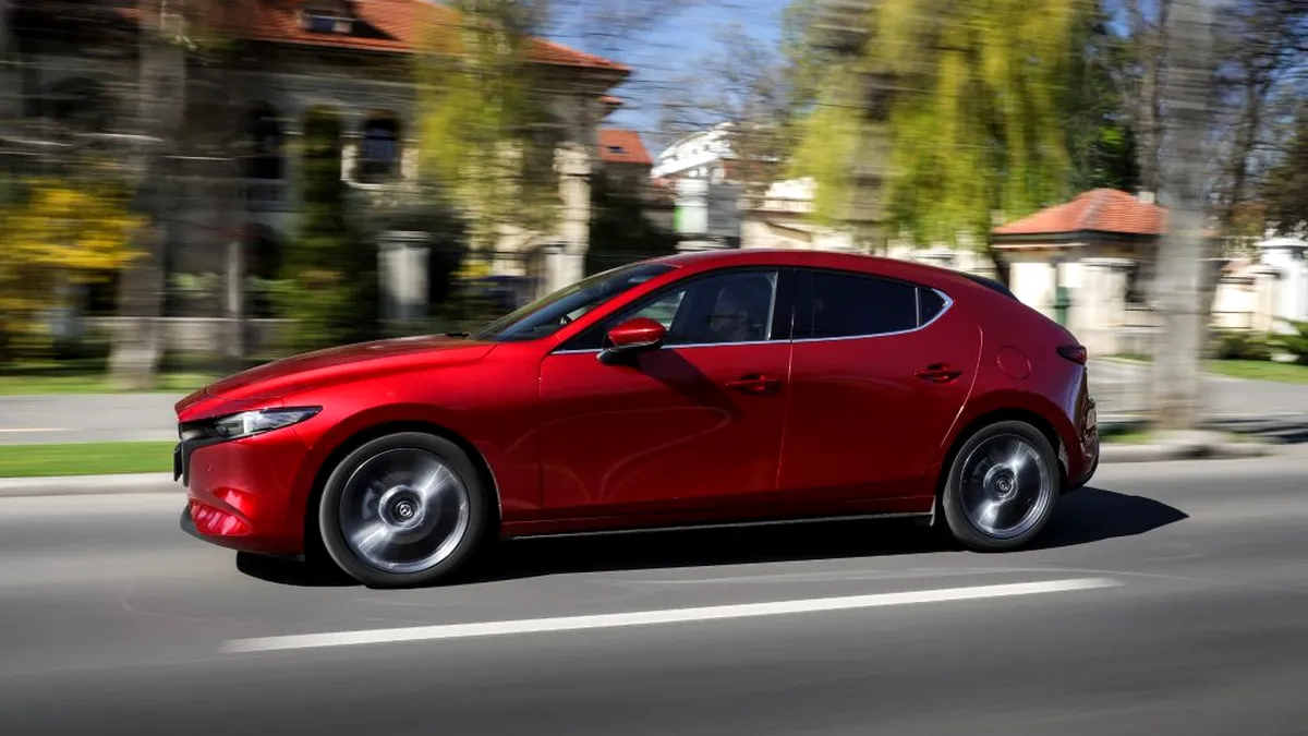 Noua Mazda3 cu motorul revoluţionar Skyactiv-X a fost lansată. Cât costă în România - GALERIE FOTO