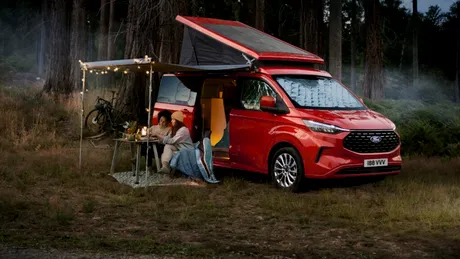 Ford Transit Custom Nugget este un campervan cu motor hibrid și panou solar - GALERIE FOTO